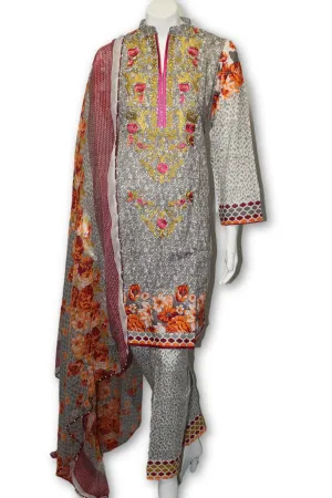 A16    Pakistani Indian Fine Design 3 Pcs Embroidered  Lawn Suit