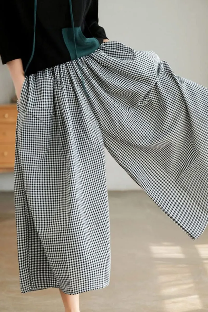 Chouyatou Women's Cotton Linen Pants Elastic Waist Plaid Gingham Wide Leg Capri Palazzo Pants