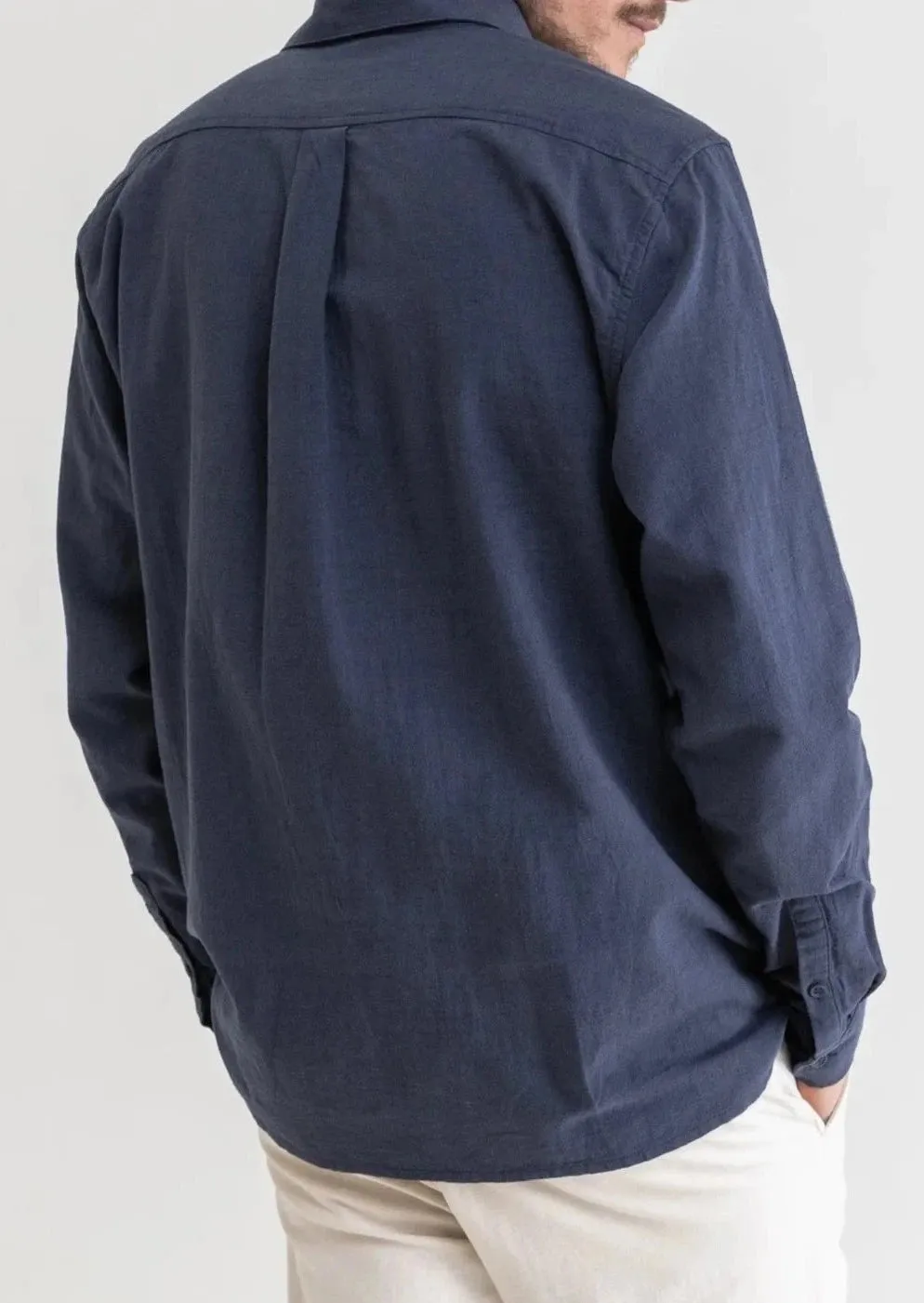 Classic Linen Long-Sleeve Button Up Shirt