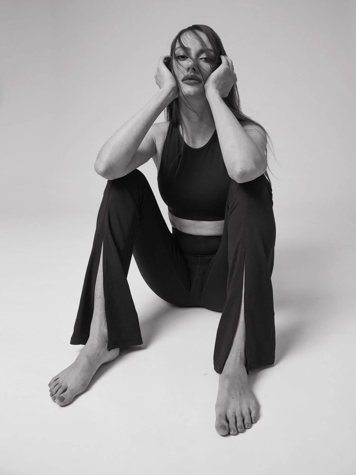 DIVINE FRONT SPLIT FLARE PANTS