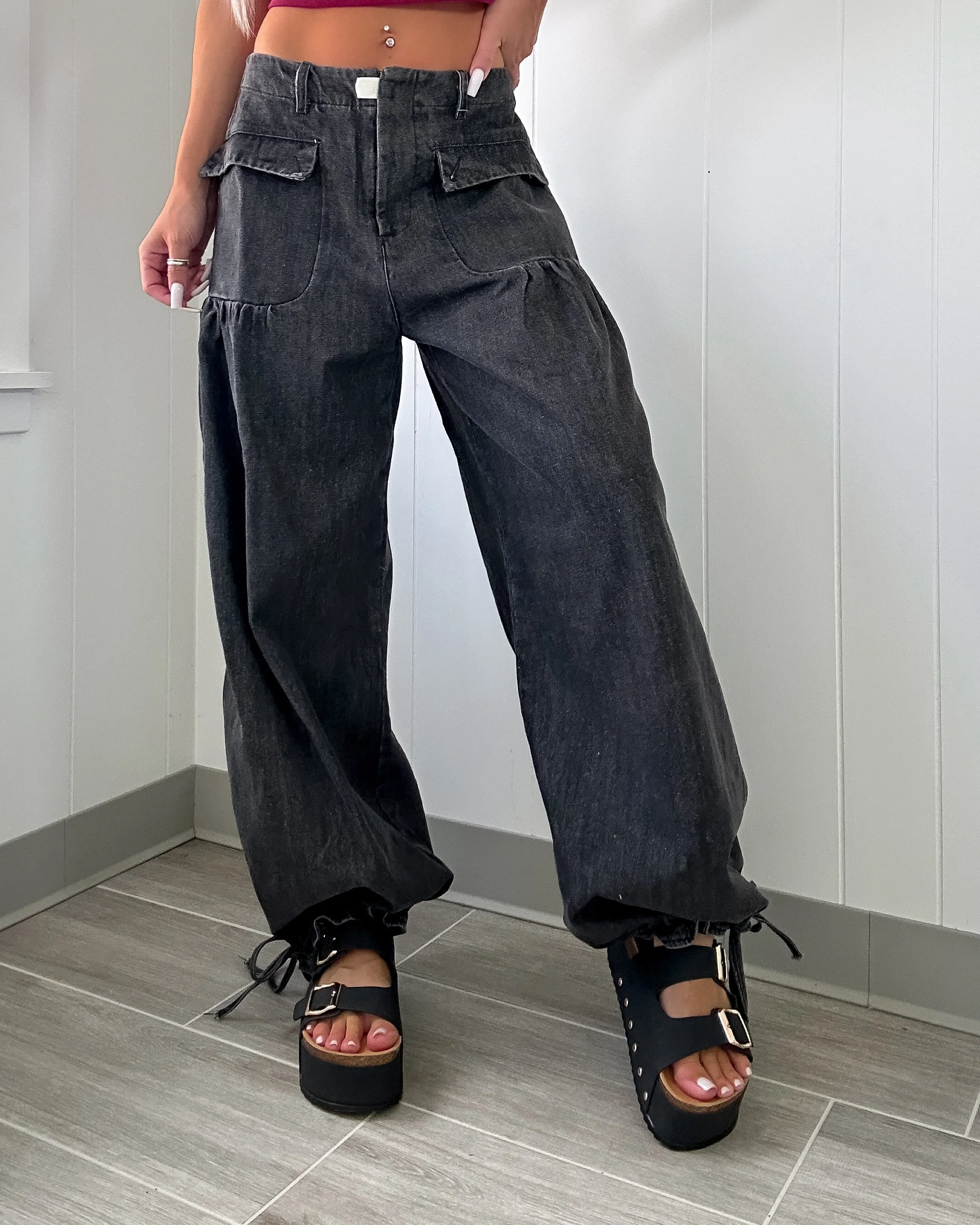 Ember Mid Rise Jeans - Black