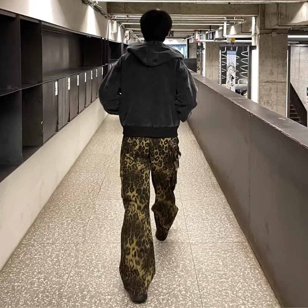 High Street Leopard Cargo Pants