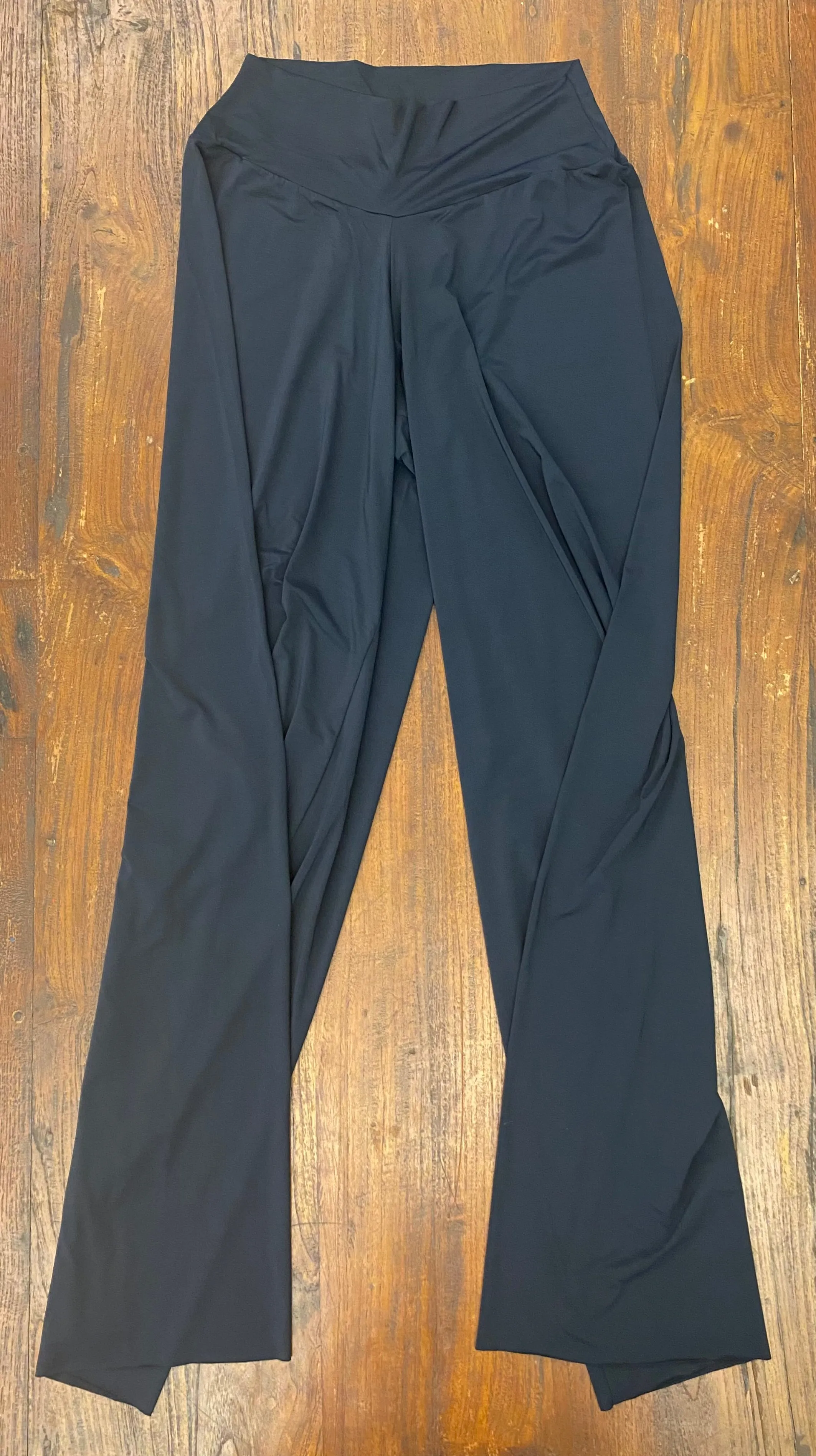 Lilikoi Luxe:Palazzo Pants:Fluity Palazzo Pants - SOLID BLACK