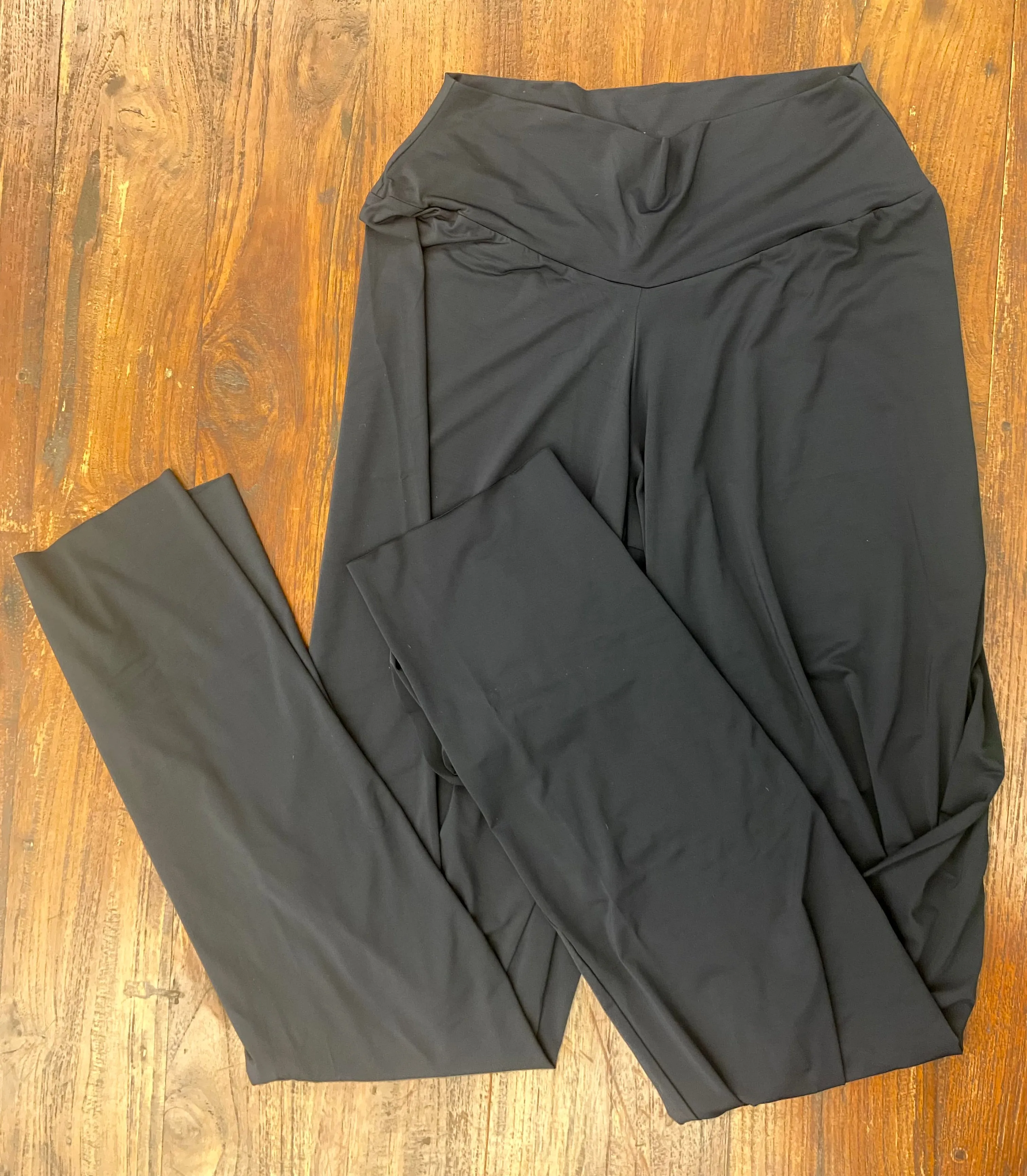 Lilikoi Luxe:Palazzo Pants:Fluity Palazzo Pants - SOLID BLACK