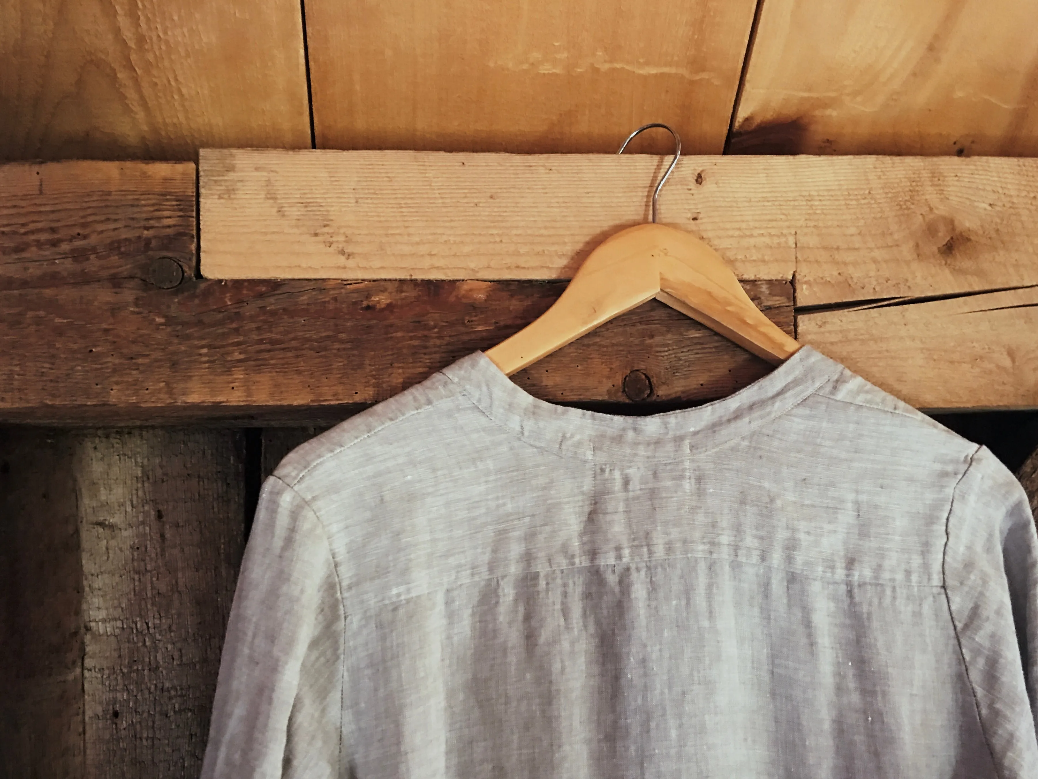 linen market dress in sand