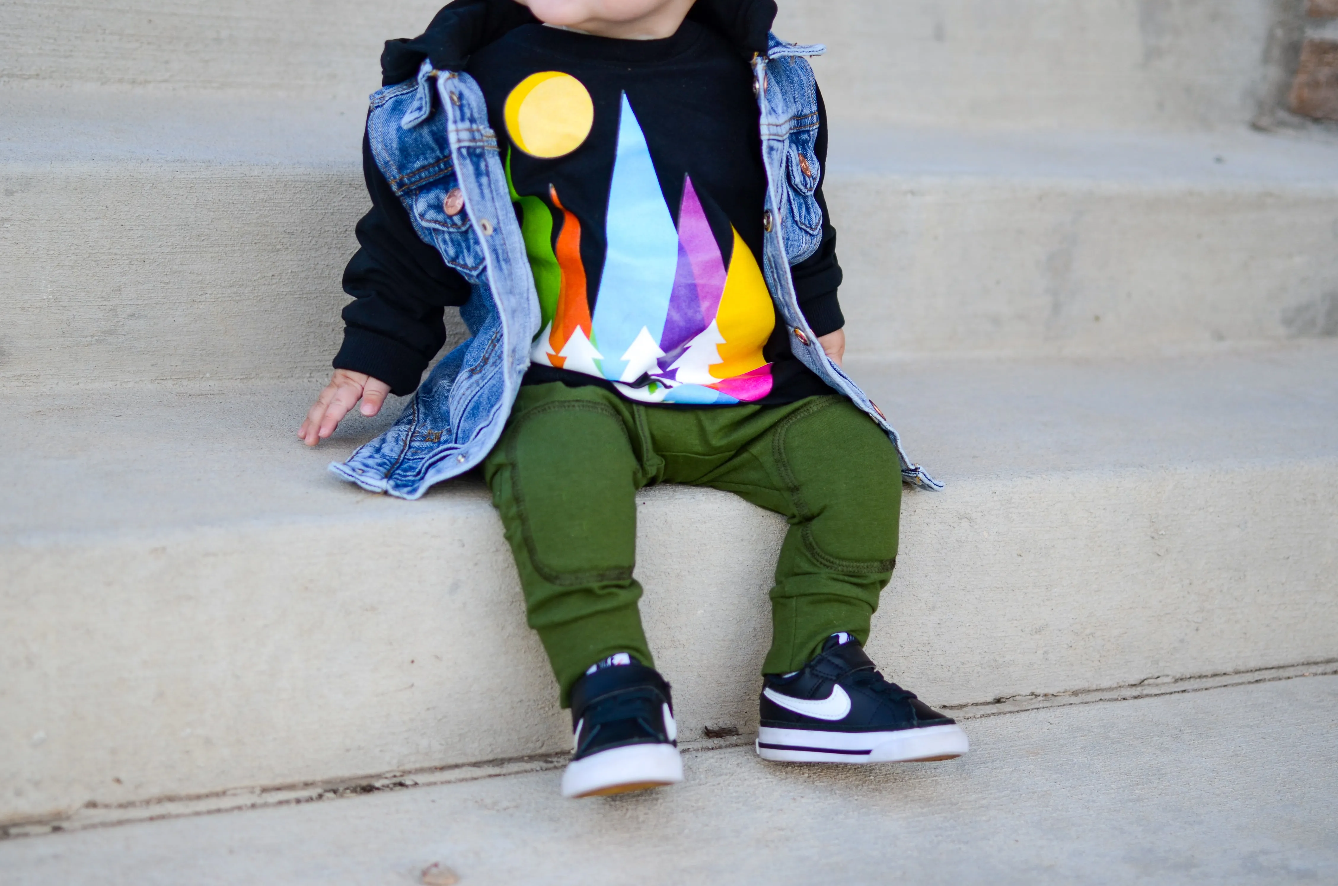 Modern Movers Joggers – Olive (Size 9 to 12 Months)