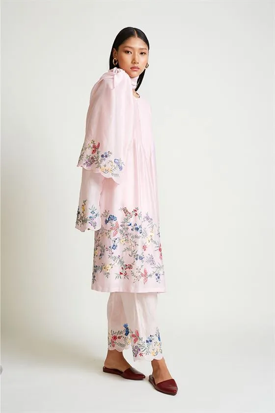 Payal Pratap   -   Rock Garden Ajuga Embroidered Kurta Pant Set (2pcs)