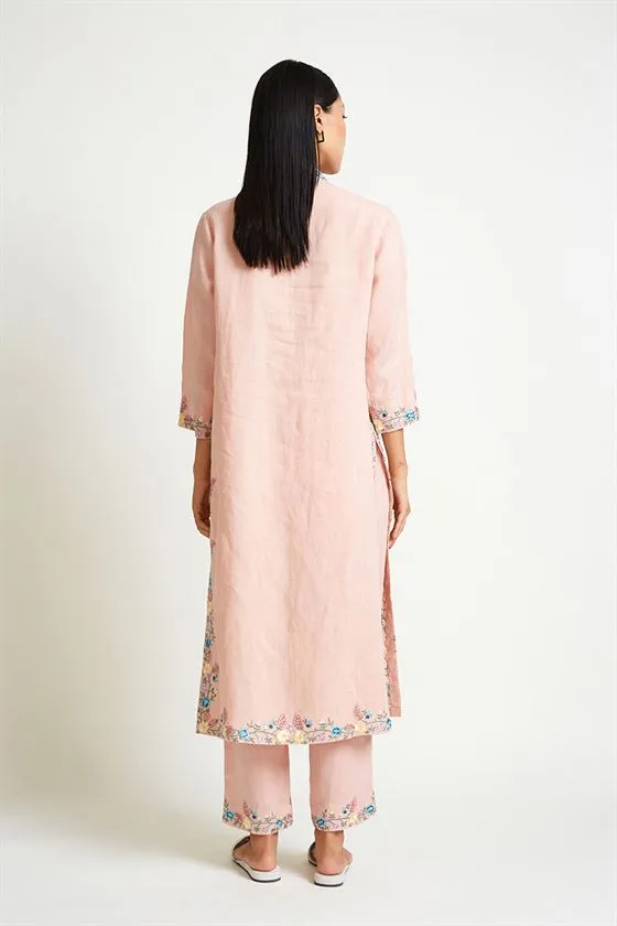 Payal Pratap   -   Rock Garden Candytuft Embroidered Kurta Pant Set (2pcs)
