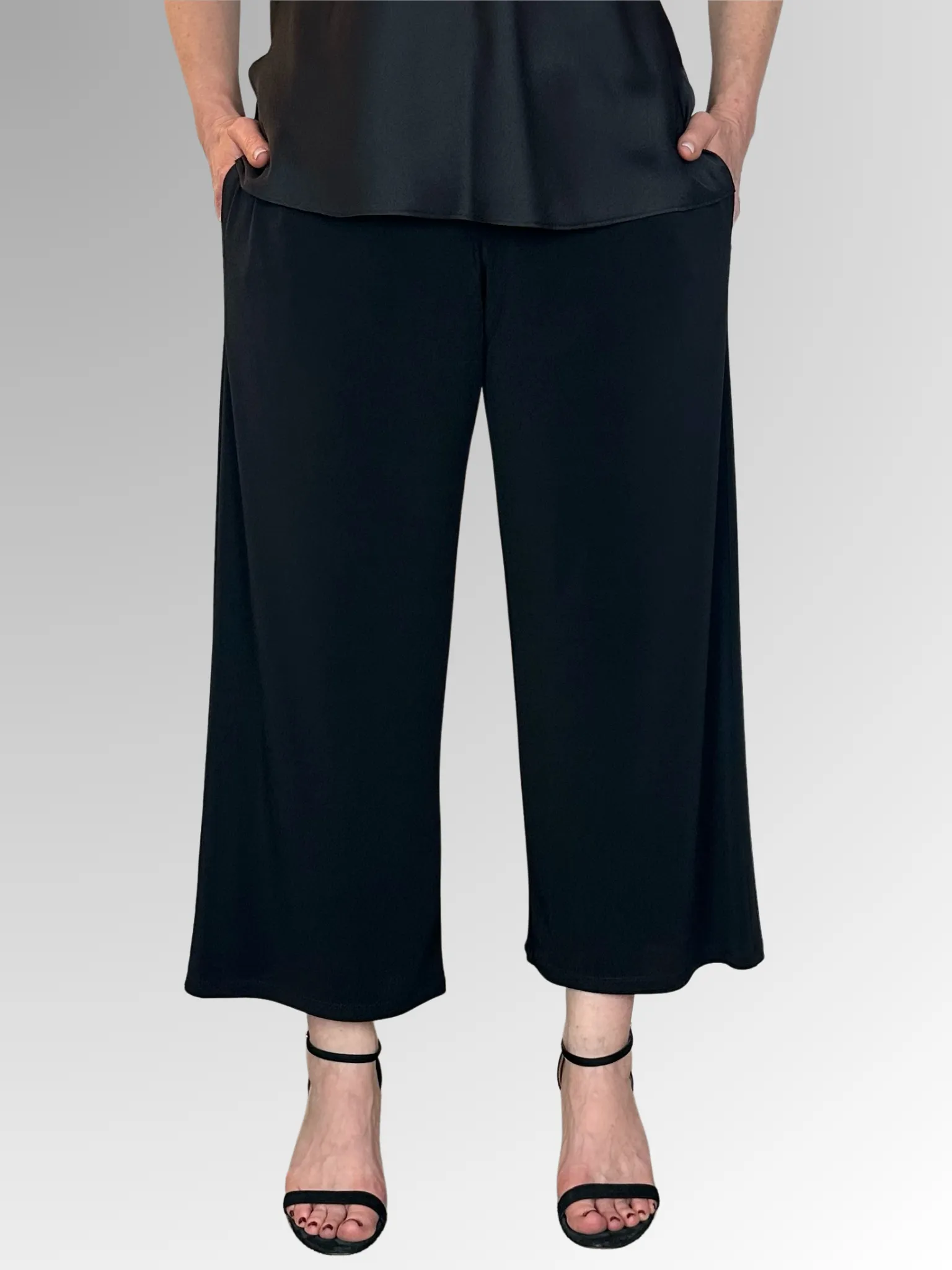 Philosophy ~ Black Jersey Culotte (72414)