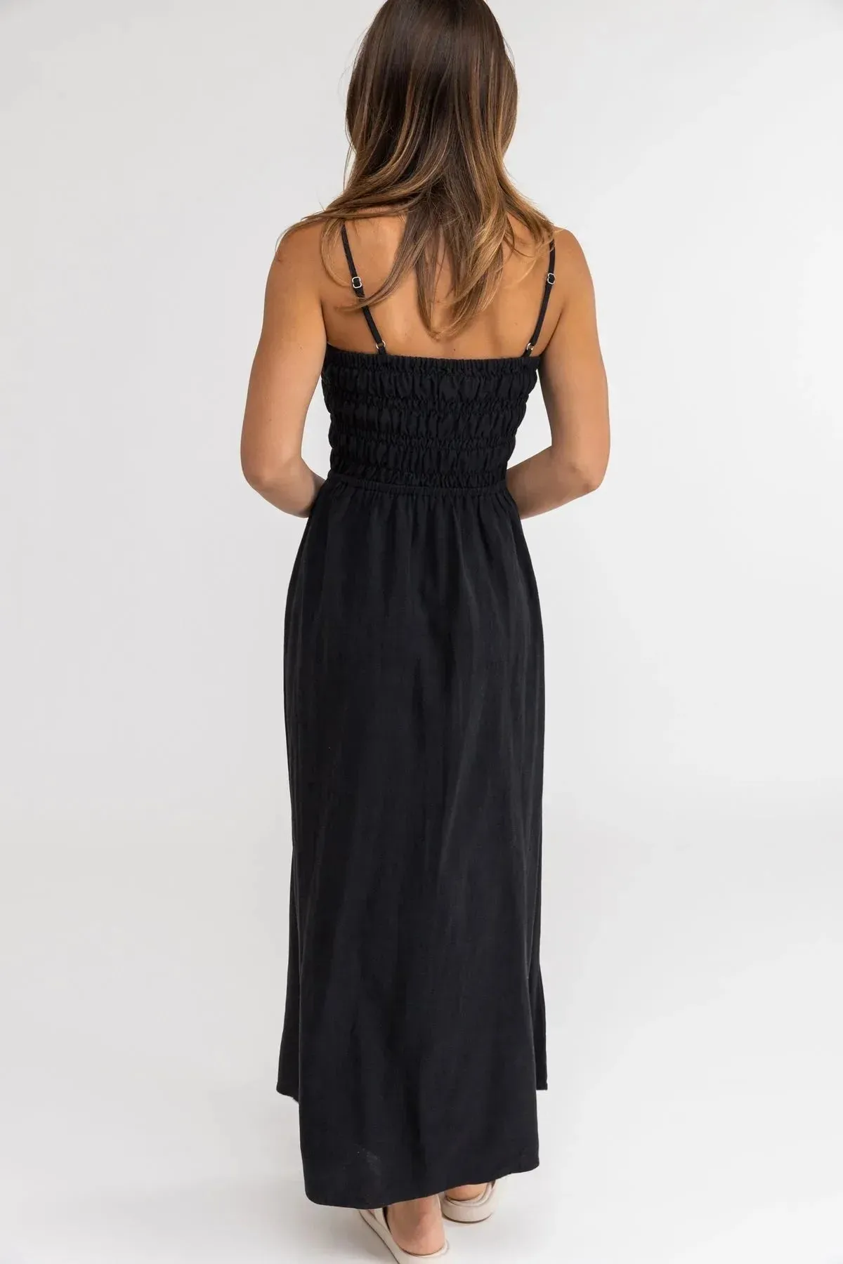 RHYTHM CLASSIC SHIRRED MIDI DRESS - BLACK