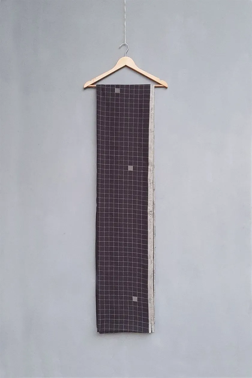 Urvashi Kaur   I   Plisse SARI CAPRICE Hand Spun Cotton charcoal TESSELLATE- 46